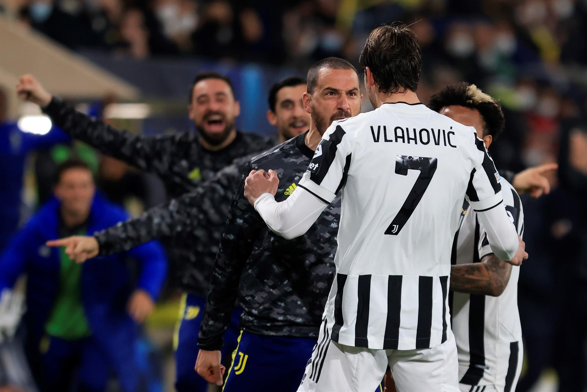 Villarreal y Juventus empatan a un gol