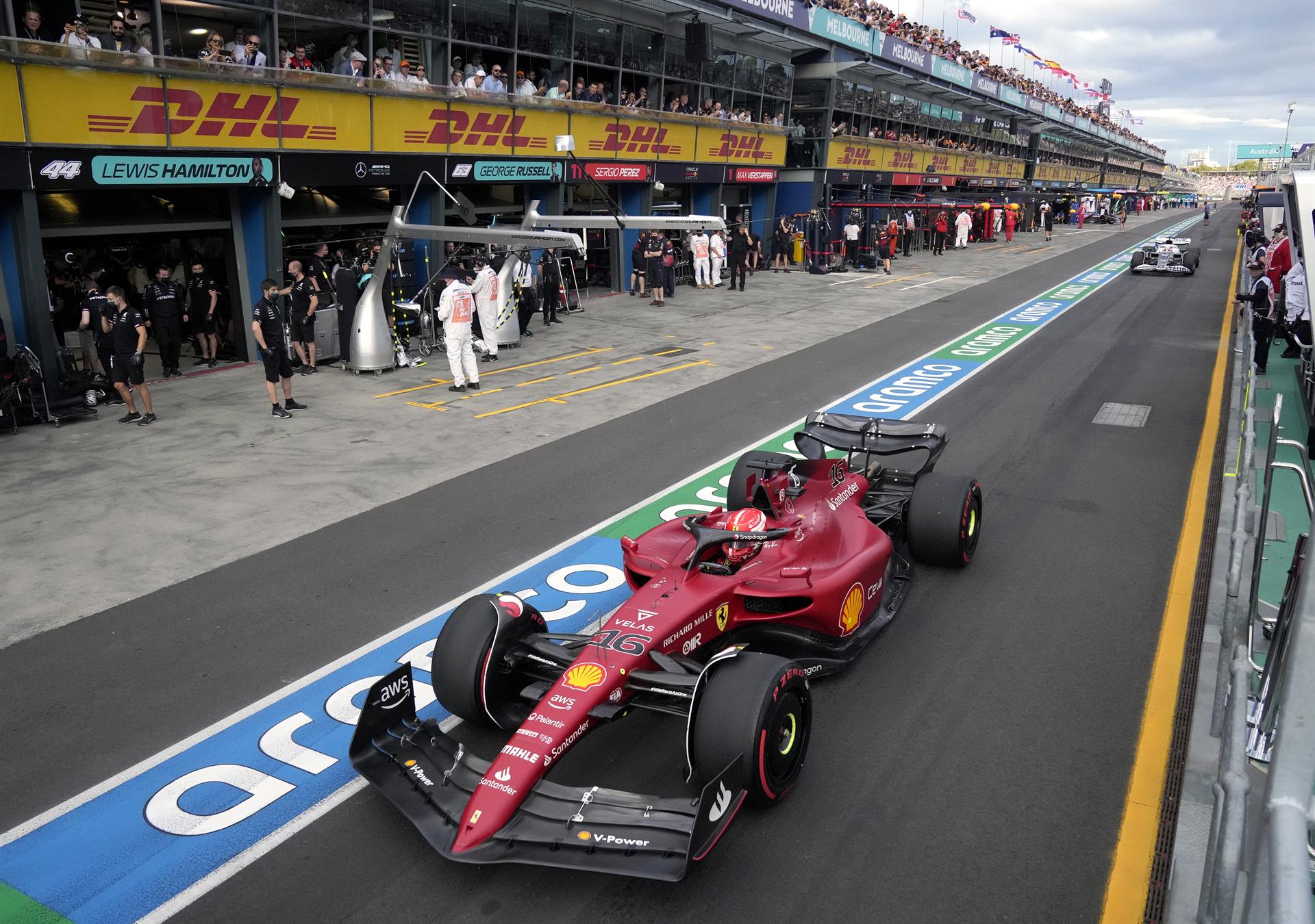 Leclerc defenderá su liderato desde la “pole”