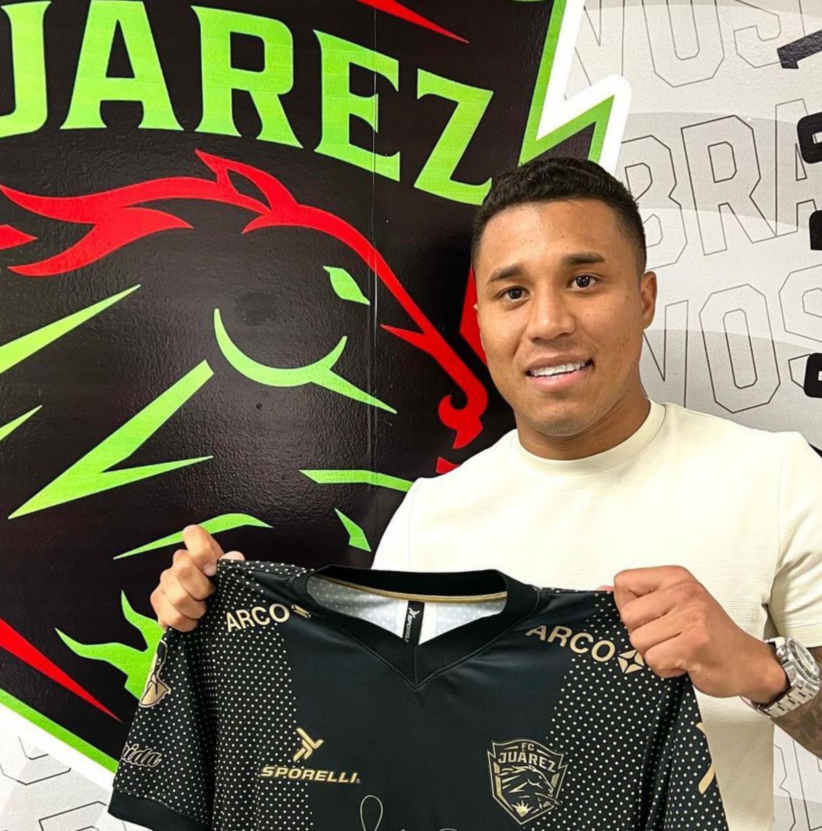 Darwin Machís arregló con el FC Juárez mexicano