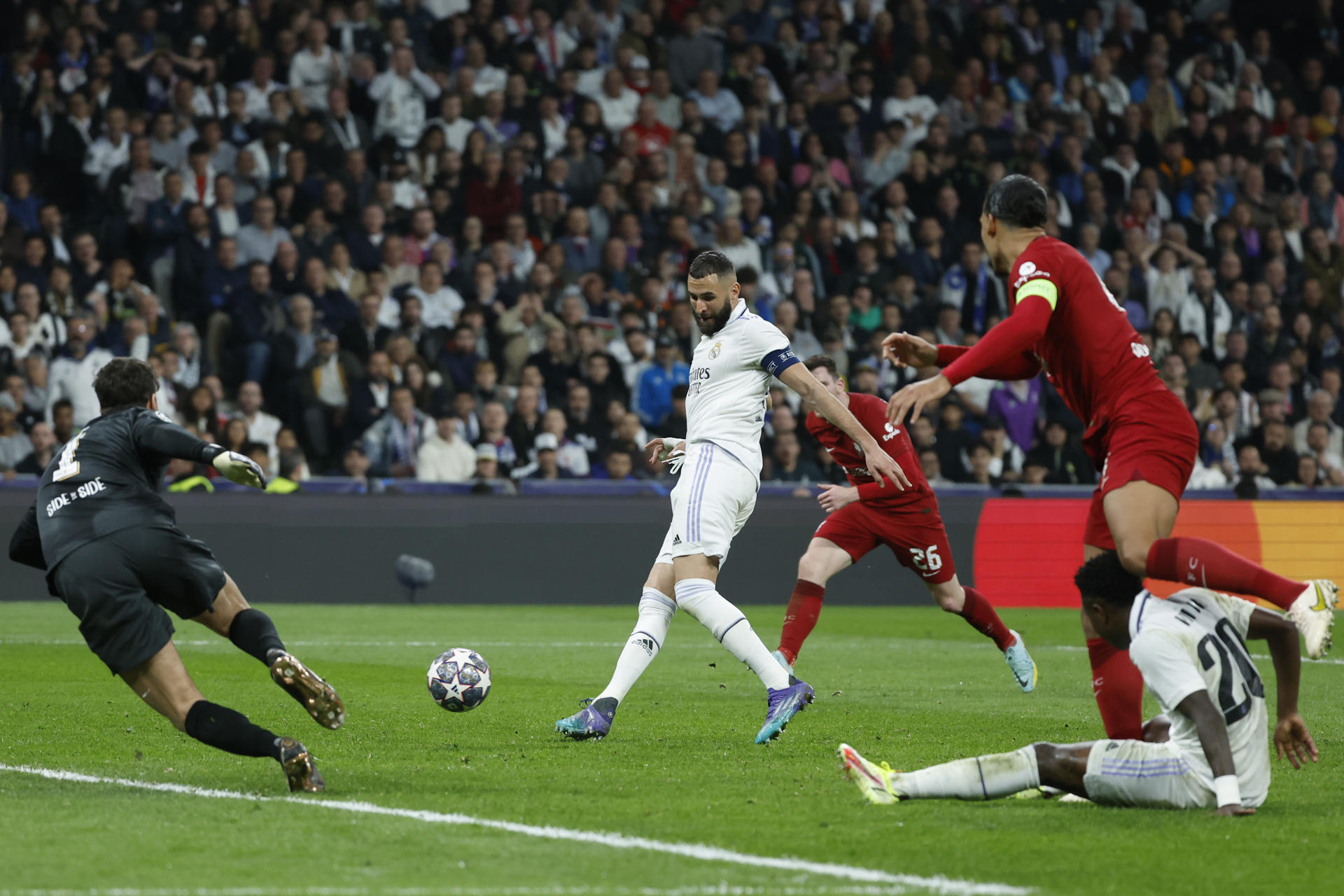 Real Madrid completa la faena en el Bernabéu