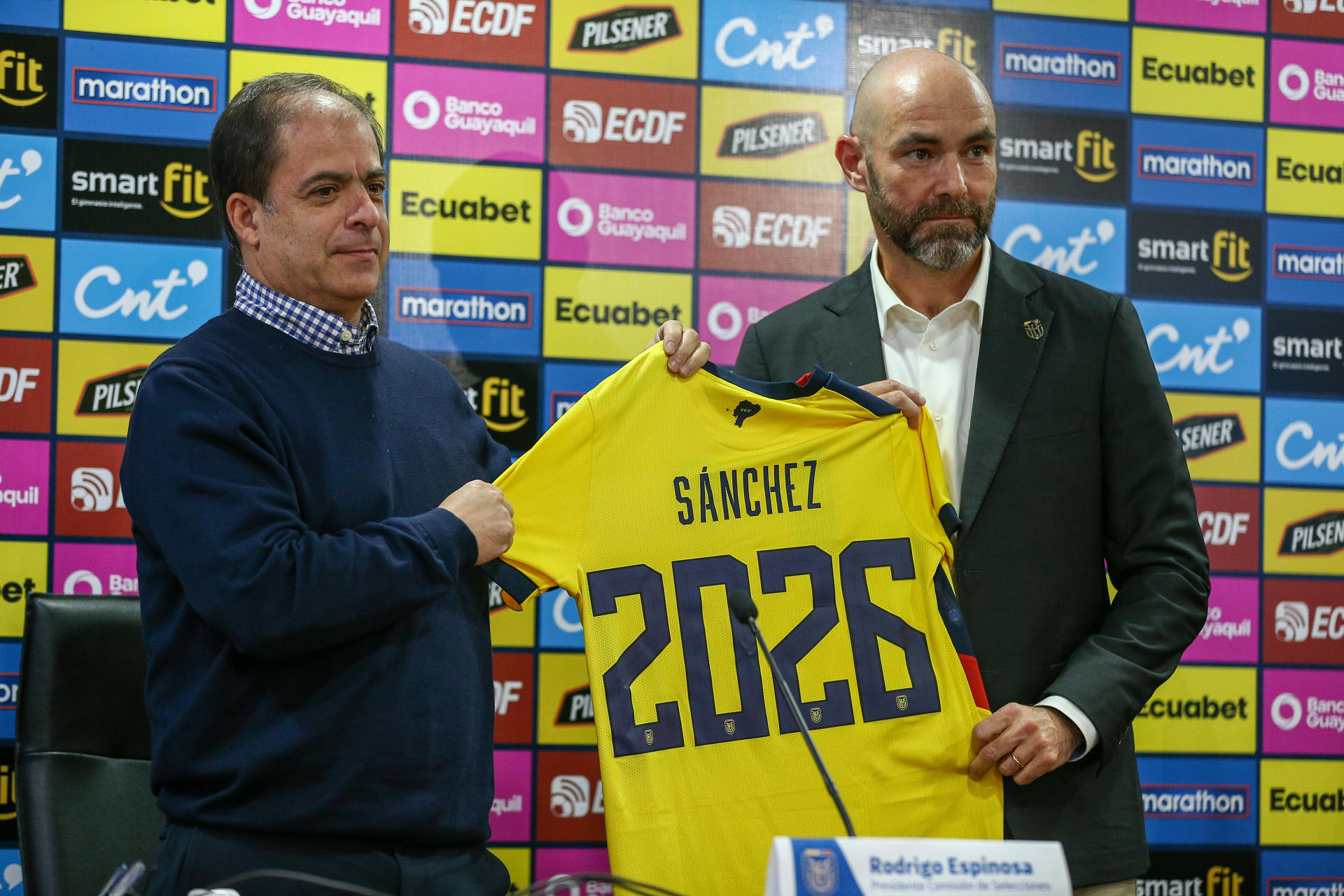 Ecuador presenta al español Félix Sánchez como su nuevo seleccionador