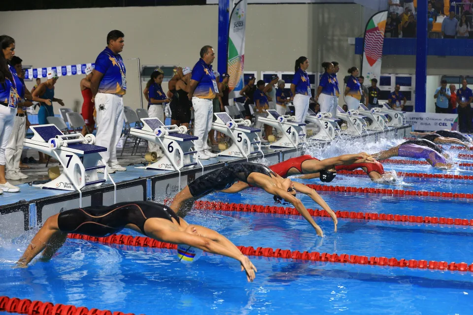 México dominó la natación en los Centroamericanos