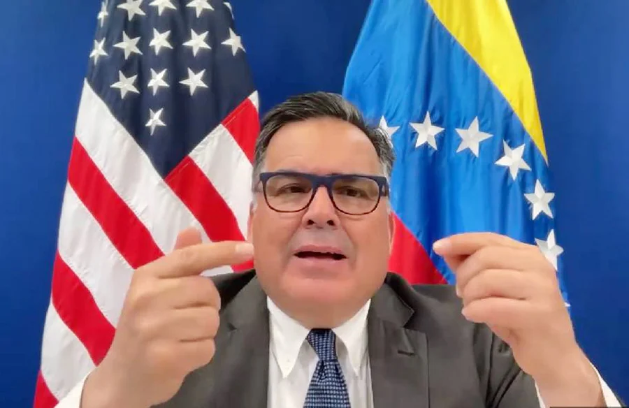 Embajador de EEUU para Venezuela asegura condiciones electorales son competitivas pero no ideales